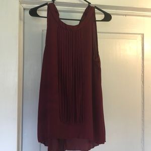 Maroon tank top!